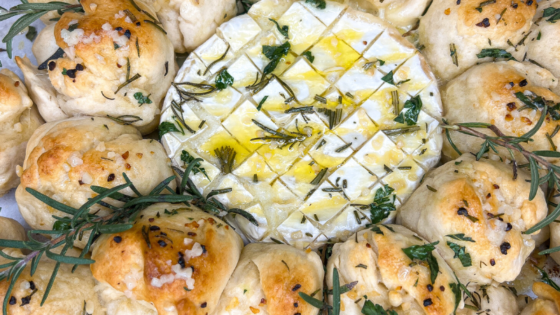 12 Days of Baking: Garlic Bread Wreath with Baked Brie – Fairhaven Mill