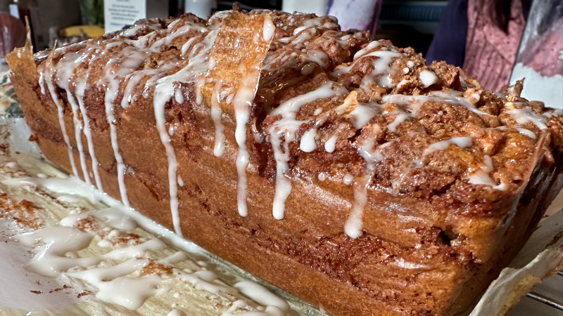 Apple Fritter Loaf Cake