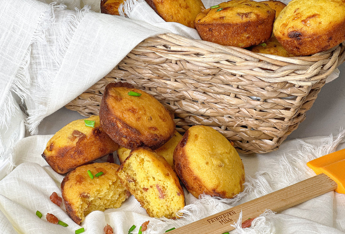 Smoked Cheddar & Bacon Cornbread Muffins 🌽